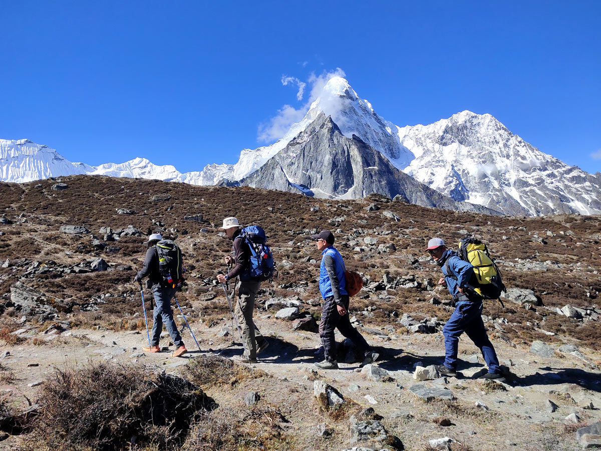 Dos and Don’ts of Trekking Etiquette in Nepal